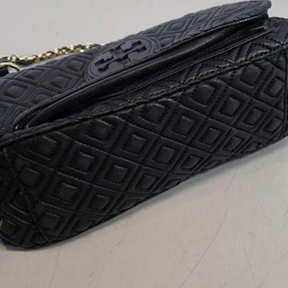 TORY BURCH Marion Qualified Shoulder Bag in Elegant Black - Picture 5 of 9